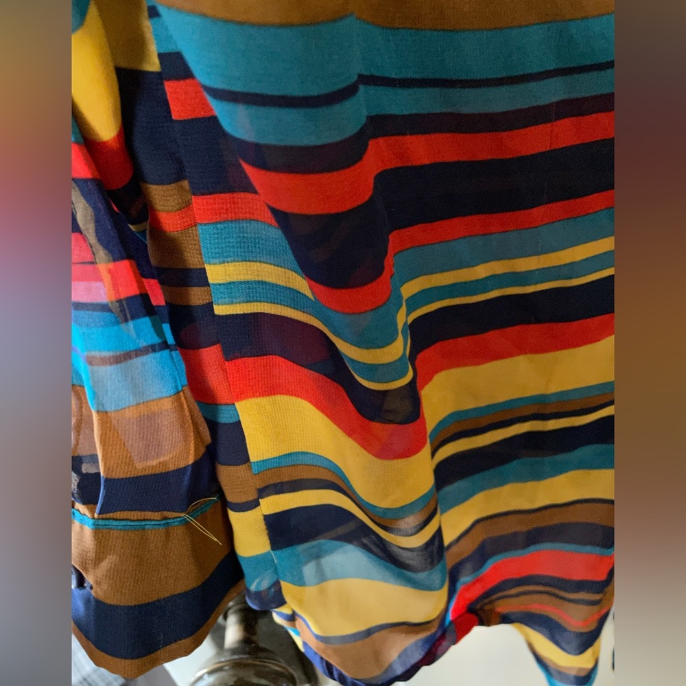 Sheer vibrant striped top m - Picture 7 of 8
